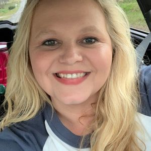 Meet your Posher, Charlotte